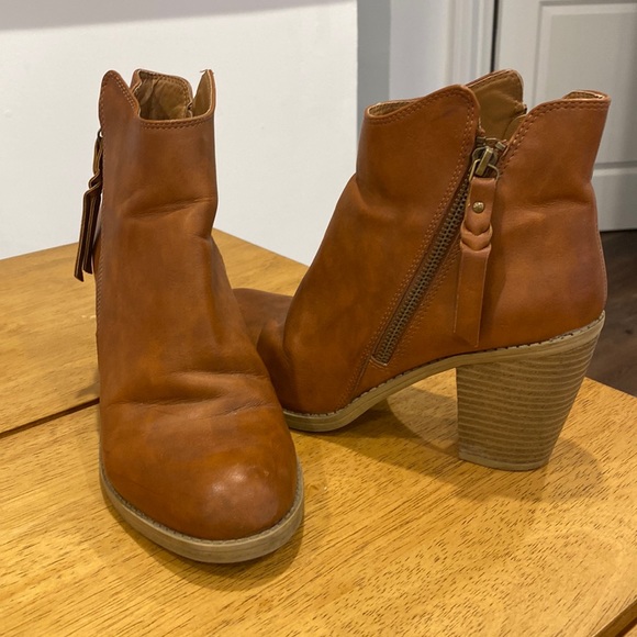 American Rag Shoes | American Rag Brown Boots | Color: Brown | Size: 8 | Pm-75638819's Closet